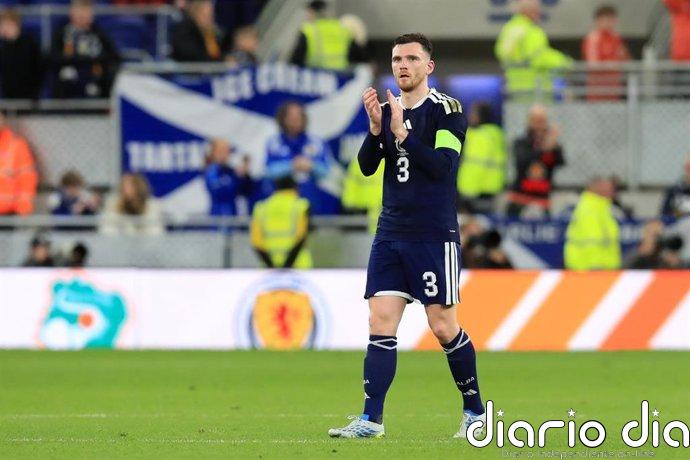 El Tottenham anuncia el fichaje de Andy Robertson