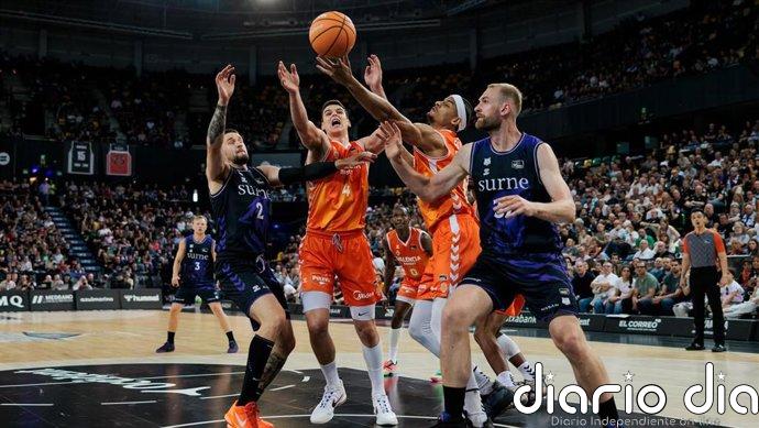 El Valencia Basket arrasa hacia semifinales en Miribilla