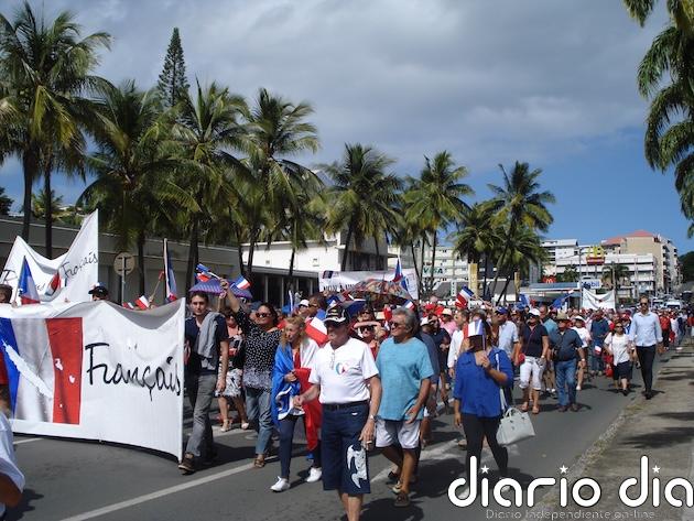 Elecciones en Nueva Caledonia allanan camino para negociar con Francia su futuro político
