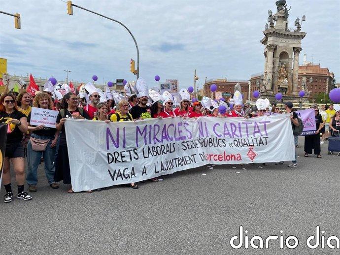 Empieza la manifestación docente en Barcelona que coincide con la visita del Papa