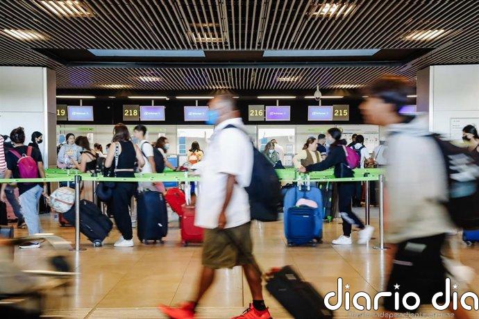 Epidemias, alertas o amenazas terroristas: Exteriores lanza su campaña estival "para prevenir incidentes" en los viajes