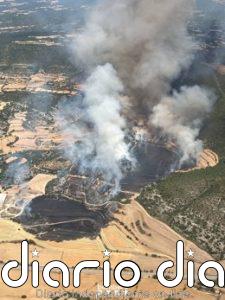 Estabilizado el incendio de vegetación en Sanaüja (Lleida), en el que sigue trabajando Bombers