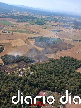 Estabilizado el incendio en Forallac (Girona) con 14 dotaciones de Bombers aún trabajando Suc.- Desconfinan Canapost y los bomberos siguen con 18 dotaciones en el incendio de Forallac (Girona)