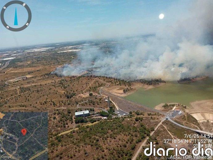 Estabilizado el incendio próximo al camping Waingunga de Lepe (Huelva) que moviliza a 26 efectivos