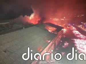 Estabilizado un incendio en Lleida que ha obligado a confinar la urbanización Ciutat Jardí