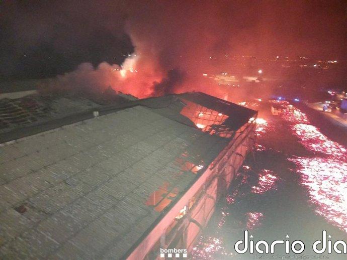 Estabilizado un incendio en Lleida que ha obligado a confinar la urbanización Ciutat Jardí
