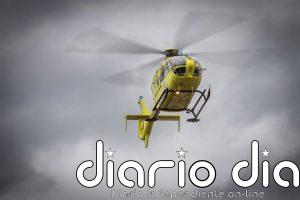 Evacúan en helicóptero desde Ons a una menor con una posible complicación médica