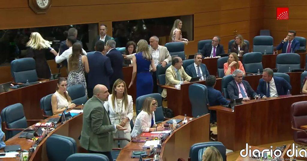 Expulsado un diputado del PSOE tras encararse con otro del PP en un debate sobre ETA en la Asamblea de Madrid