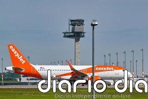 Facua pide a Consumo investigar a easyJet por obligar a pagar maletas facturadas en ambos trayectos