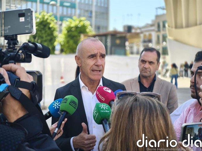 Fallece el concejal socialista Gonzalo Crespo: "Sevilla pierde a un servidor público de amplia trayectoria"