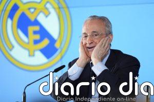 Florentino Pérez anuncia a Dumfries y promete "un galáctico total"