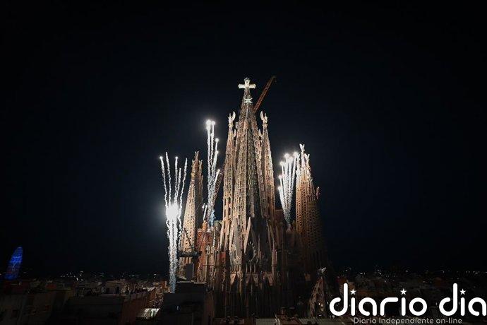 Fundación Endesa diseña la iluminación de la torre de Jesús de la Sagrada Família