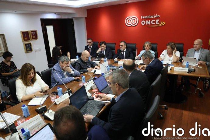 Fundación ONCE otorgó 1.400 ayudas al estudio para personas con discapacidad en 2025
