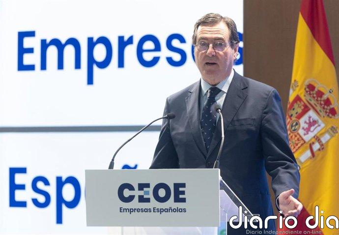 Garamendi (CEOE) pide que la Seguridad Social asuma el pago íntegro de los primeros 15 días de baja laboral