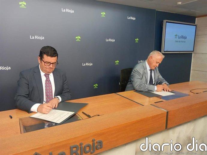 Gobierno cederá 306 ordenadores y pantallas a municipios de menos de 2.000 habitantes gracias a un protocolo con la FRM