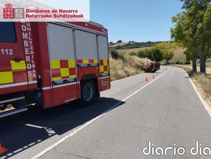 Herido un hombre de 78 años tras salirse de la vía y volcar en Abárzuza