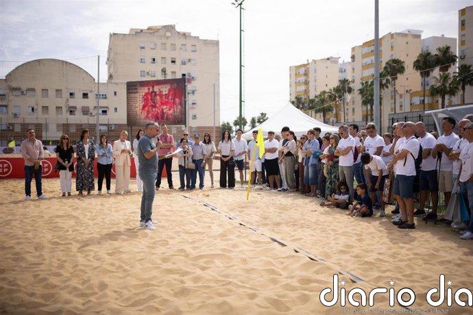 Huelva rinde tributo eterno a David Cordón dando su nombre al campo de fútbol playa de la ciudad