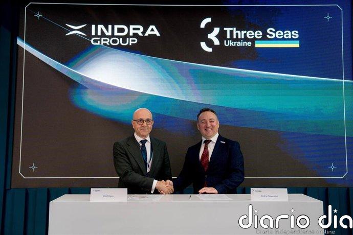 Indra y la plataforma de los Tres Mares-Ucrania firman para modernizar el transporte ferroviario en el país