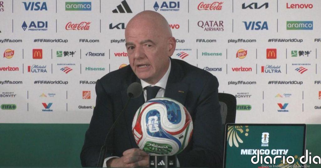 Infantino asegura que la FIFA no puede dictar a los gobiernos a quién dejan entrar en sus países