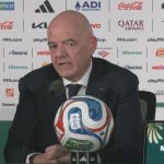 Infantino asegura que la FIFA no puede dictar a los gobiernos a quién dejan entrar en sus países