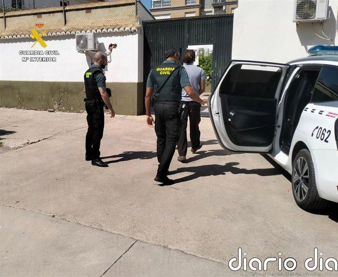 Investigan al trabajador de una empresa por hurtar diez móviles valorados en 14.000 euros