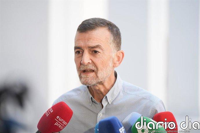 IU exige a Sánchez explicaciones "claras y convincentes" por la corrupción: "O espabilan o les espabilamos"