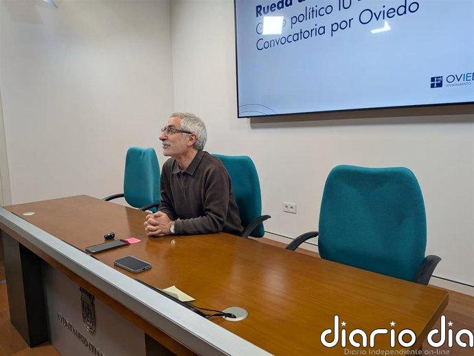 IU reclama una solución para la "infrautilización" del intercambiador de transporte del HUCA