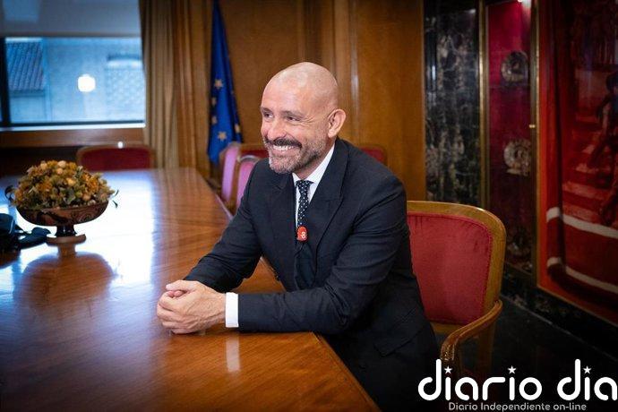 Jaime de los Santos (PP) ve el Orgullo como "fiesta necesaria" que, "por suerte, cada vez tiene menos que reivindicar"