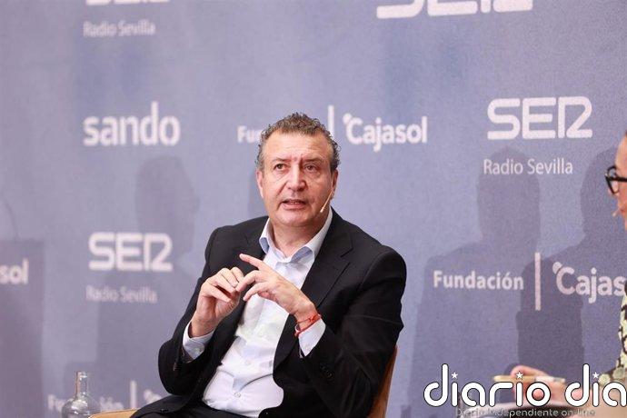 Javier Fernández apoya que PSOE-A vote 'no' a investir a Moreno y pide "cerrar el debate" sobre una posible abstención