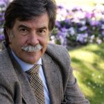 Javier Urra advierte ante la sobreprotección a los hijos: "Puede llegar a ser casi un maltrato"