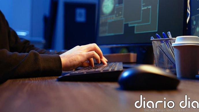 Juzgan a tres acusados de estafar 320.000 euros haciéndose pasar por una empresa hortofrutícola de Alemania
