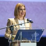 La alcaldesa de Alcalá destituye al portavoz de Vox como teniente de alcalde por pérdida de confianza