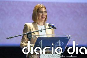 La alcaldesa de Alcalá destituye al portavoz de Vox como teniente de alcalde por pérdida de confianza