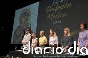 La alcaldesa de Jerez (Cádiz) felicita a los 69 profesionales reconocidos en el Día de la Profesión Médica