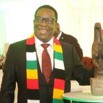 La Asamblea Nacional de Zimbabue aprueba extender dos años más el mandato del presidente