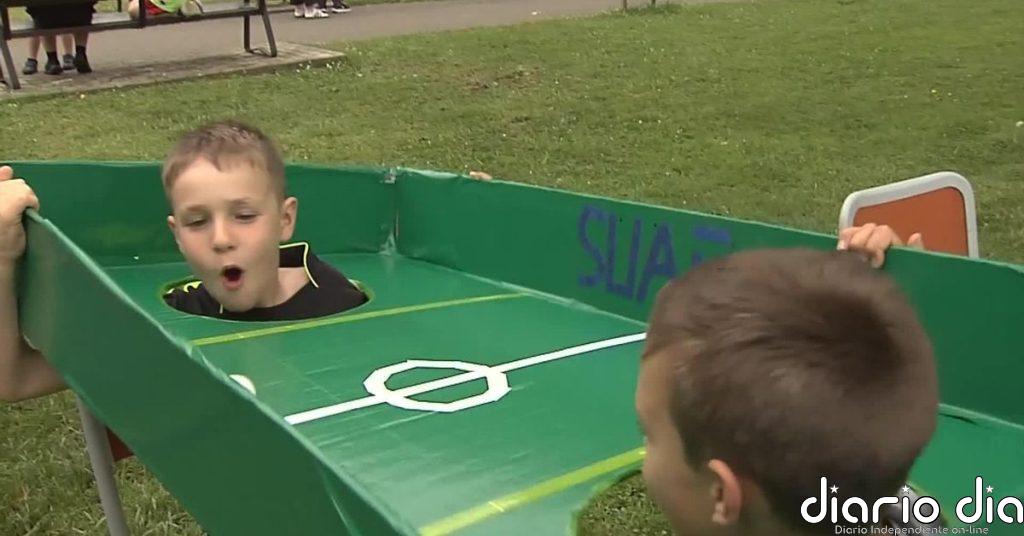 La asociación El Telar crea juguetes reciclados para crear comunidad en un barrio de Gijón
