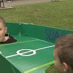 La asociación El Telar crea juguetes reciclados para crear comunidad en un barrio de Gijón
