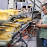 La constitución de nuevas empresas cae un 15% en mayo, hasta las 11.312, según los registradores