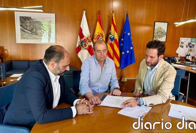 La DPH traslada al gerente del Salud su apoyo para que el Hospital de Barbastro sea universitario