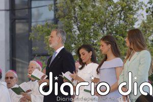 La Familia Real acude a la Santa Misa