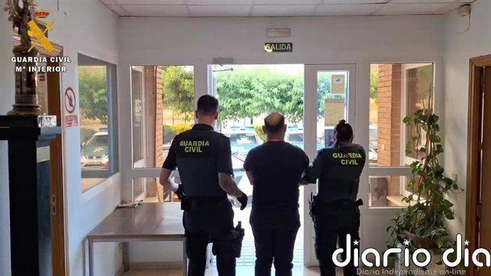 La Guardia Civil detiene a tres personas por hurto de cerezas en una explotación agrícola de Ricla (Zaragoza)