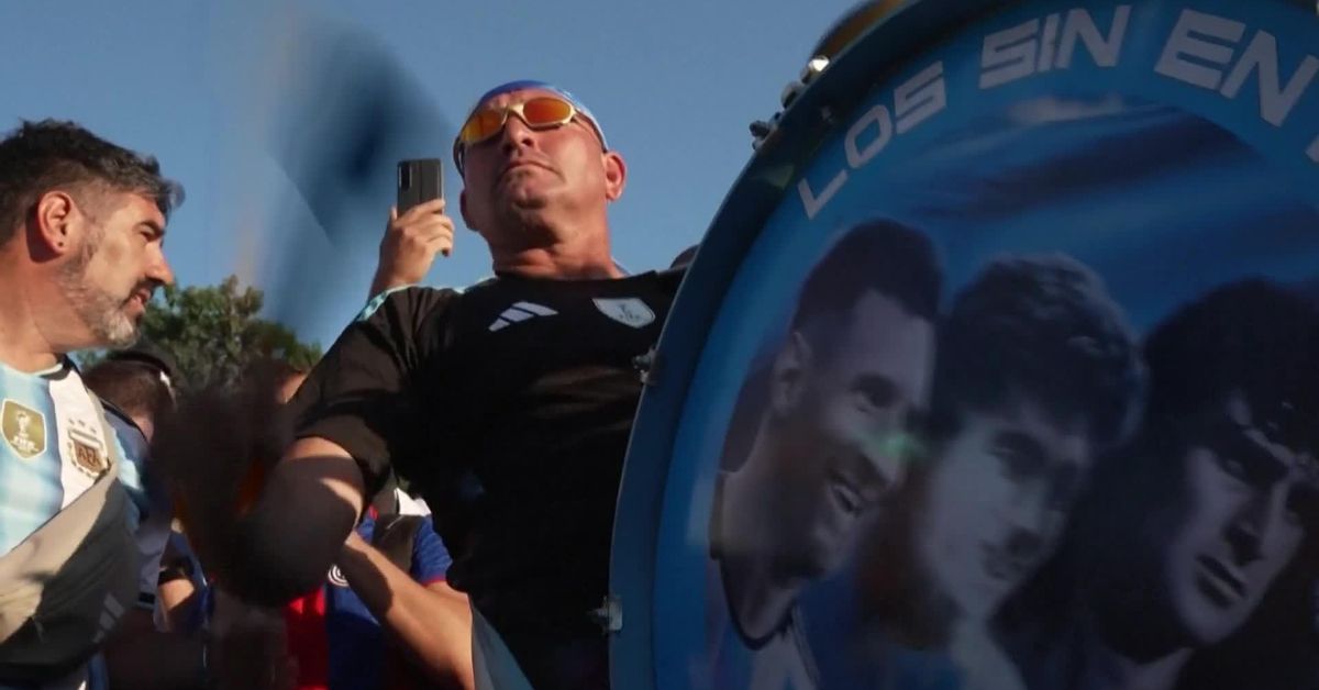 la-marea-albiceleste-toma-kansas-city-antes-de-su-debut-mundialista-ante-argelia.jpg