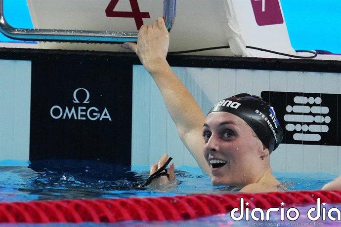 La nadadora neerlandesa Marrit Steenbergen bate el récord del mundo de 100 metros libres