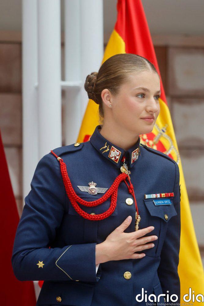 La Princesa Leonor se da un baño de masas histórico en su adiós a Murcia recibiendo sus máximas condecoraciones