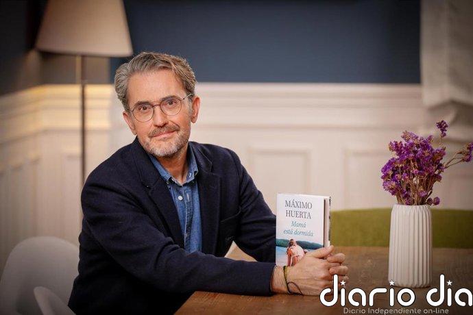 La productora Onza adaptará al cine la última novela de Máximo Huerta 'Mamá está dormida'
