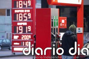 La rebaja del IVA en carburantes llega a su fin, pero baja el impuesto especial: así afectará al precio de la gasolina