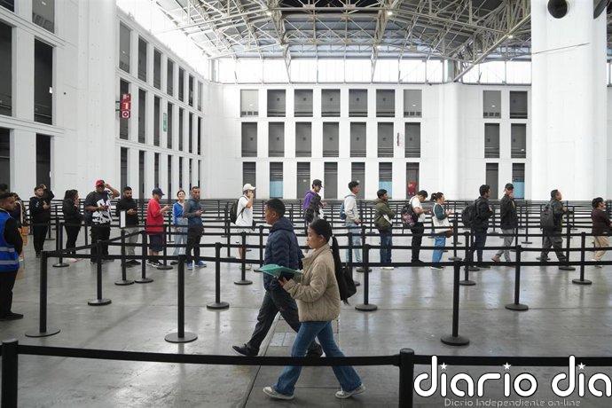 La regularización extraordinaria de migrantes recibe 900.000 solicitudes a dos semanas del cierre del plazo