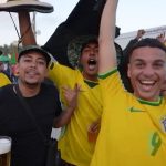 La remontada de Brasil ante Japón desata la euforia en Copacabana
