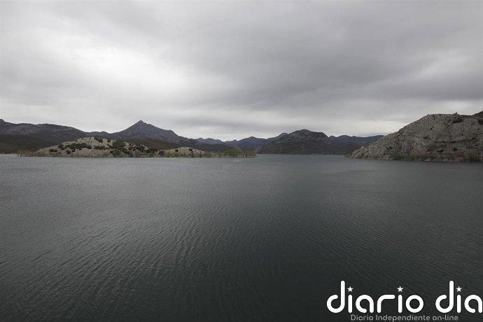 La reserva hídrica de los embalses del Duero pierde 45 hm3 y se sitúa al 88,1%, por encima de la media de la década