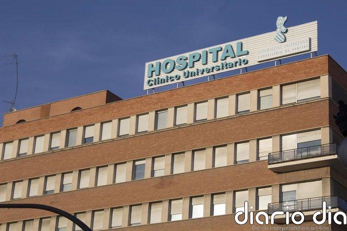 La rotura de una tubería obliga a evacuar las consultas de oncología de El Clínico